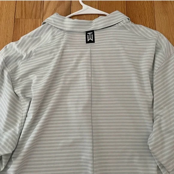 Tiger Woods Nike Polo size XL - Picture 2 of 3